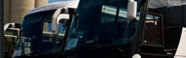 KRALI SKUPOCENE AUTOBUSE, MENJALI BROJEVE ŠASIJE PA ANGAŽOVALI 40 STATISTA I PRELAZILI GRANICE! Išli preko Mađarske, Srbije, Turske sve do Saudijske Arabije! Među osumnjičenima i jedna Srpkinja?!