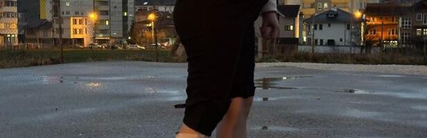 Čopor pasa izujedao trudnicu u Novom Pazaru (video)