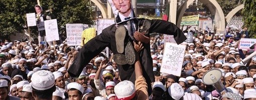 U Bangladešu protestovalo više od 50.000 ljudi protiv Francuske