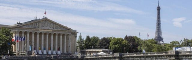 Отворена судска истрага о тероризму након осујећеног напада на Банку Америке у Паризу