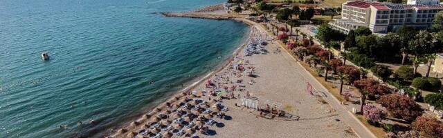 Zabranjeno kupanje na dve plaže u CG