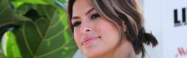 Eva Mendez na svoj 51. rođendan počastila fanove ZAVODLJIVIM fotkama