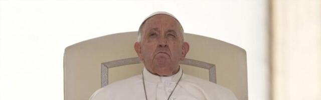 PAPA VEĆ PET NEDELJA U BOLNICI: Saopšteno najnovije stanje poglavara Rimokatoličke crkve