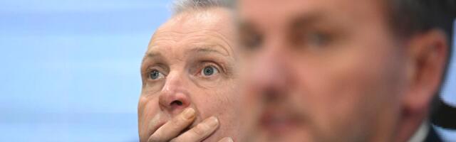 Ocenite obraćanje Ostoje Mijailovića i Žarka Paspalja /ANKETA/