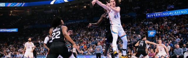 IMA OČI I NA LEĐIMA - OVAKO JE TOPIĆ ODUŠEVIO AMERIKANCE! Delio magične asistencije, pogađao odakle je hteo... (VIDEO)