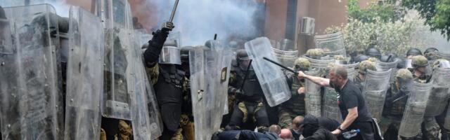 Dve godine zatvora zbog napada na KFOR i policiju Kosova u Zvečanu