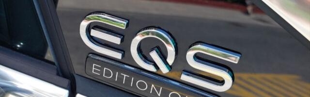 Mercedes EQS na redakcijskom punjaču