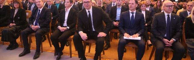 POKS: "Srbija 2027" uvodi zemlju u dužničko ropstvo