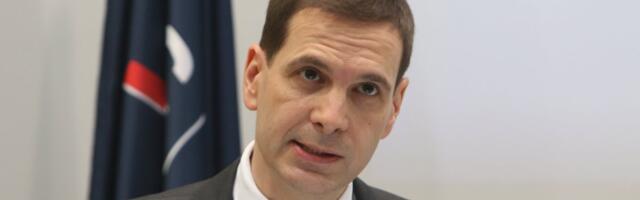 Kad nasilnik priča o nasilju: Napadao žene biber sprejom, nosi nož, razbijao vrata (VIDEO)