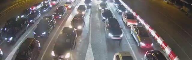 Nema igla gde da padne: Kolona automobila na ovoj deonici (FOTO)