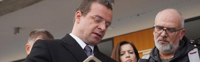 Advokat Čedomir Stojković pušten iz pritvora