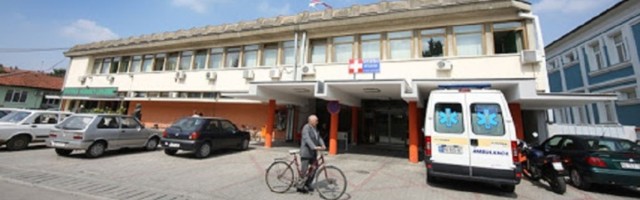 Pretnje na sednici Skupštine, novinaru Direktno.rs zabranjen ulaz