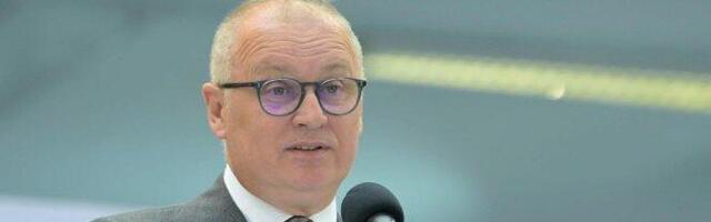 Vesić: Opozicija bez izbora od kojih beži kao đavo od krsta