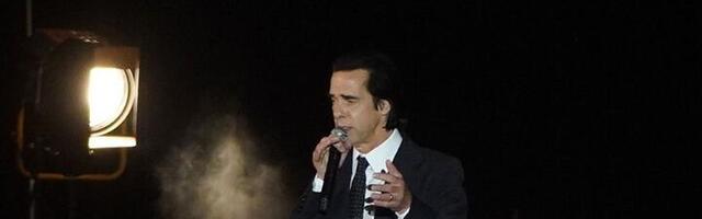 "Bio sam heroinski ZAVISNIK, to je nasleđeno": Nik Kejv krivi sebe za smrt sinova