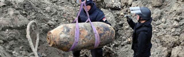 FOTO, VIDEO: Ovako je izgledalo uklanjanje bombe iz Drugog svetskog rata u Beogradu na vodi