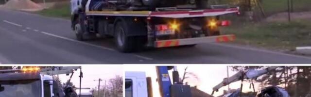 JEDAN BRAT (21) POGINUO NA MESTU, DRUGI (18) U TEŠKOM STANJU! Tinejdžer iz nesreće u Barajevu ima povrede glave, grudnog koša, pluća...