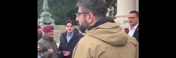 „Prisluškivali ste majku stradalog deteta i maltretirate je“: Pogledajte kako se poslanik ZLF obračunao sa poslanikom SNS (VIDEO)