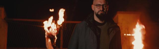 (PAPARACO) MARKO LUIS U STILU VELIKIH ZVEZDA: Uhvaćen u srcu Budve, evo šta muzičar radi pred nastup