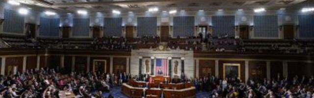 Снажна подршка Америке протестима у Ирану