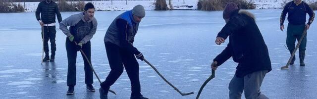 Il' su ludi il' su hrabri: Pogledajte gde igraju hokej
