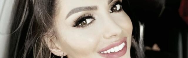 Voditeljka RTS-a u miniću i providnoj bluzi zapalila mreže: Svi gledaju u njene vitke noge (FOTO)