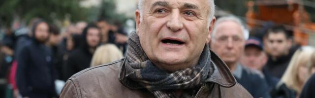 Seda brada i kačket: Šok transformacija Branislava Lečića, da ga sretnete na ulici, ne biste ga prepoznali (FOTO)