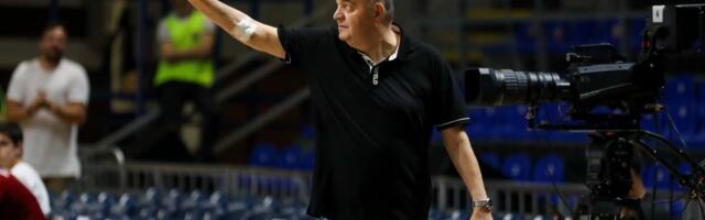 Svi trofeji i nagrade Duška Vujoševića: Najbolji trener Evrolige, višestruki šampion zemlje, zlatna medalja...