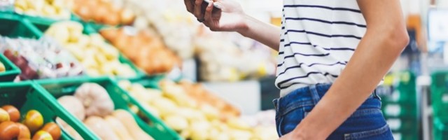 "Zašto su supermarketi radili, dok ste male radnje zatvarali?"