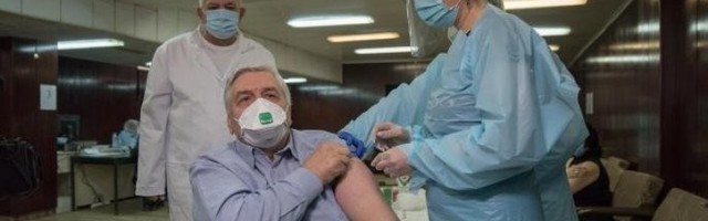 BRANISLAV TIODOROVIĆ SE VAKCINISAO TREĆI PUT PROTIV KORONE! Jedno ga, ipak, brine!