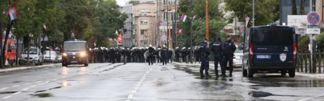 PRITVOR ZA ČETVORICU MUŠKARACA KOJI SU DANAS ŠUTIRALI POLICAJCE U CENTRU BEOGRADA!