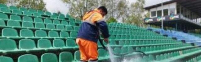 UMIVANJE STADIONA UOČI ODLUČUJUĆEG DERBIJA: Za vikend će u prestonici Zvezda i Partizan biti u drugom planu! (FOTO GALERIJA)