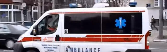 Nezgoda u Nišu: Devojci pala grana na glavu u dvorištu crkve – hitno prevezena u bolnicu