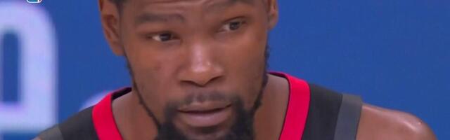 Sparsi trojkama srušili Hjuston: Vembanjama brojao do 29!