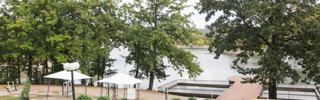 Ovo jezero je jedno od najlepših bisera Srbije: Idealno za penzionere, voda pretopla, cena noćenja tip-top