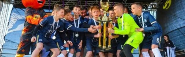 NjIHOVO VREME TEK DOLAZI: Srpski fudbaleri iz Umaga doneli bronzu, Juventus ih izbacio
