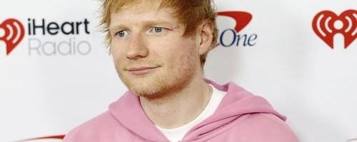 Šokantna transformacija Eda Širana: Smršao 14 kg, pa pozirao bez majice, evo čega se odrekao da bi imao isklesane mišiće (FOTO)