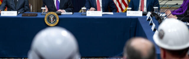 Бела кућа планира подземни центар за безбедносне провере