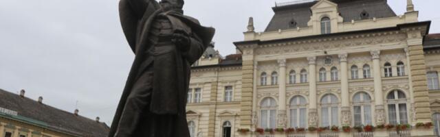 Da li ste znali da su pored Miletićevog spomenika u Novom Sadu sahranjena četvorica Rusa?