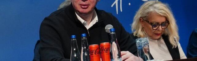 VUČIĆ ISPUNIO VELIKU ŽELJU BAKI IZ KLADOVA! Unuka se borila za život, a sada će imati krov nad glavom: "DOBIĆETE KUĆU OD 75 KVADRATA"