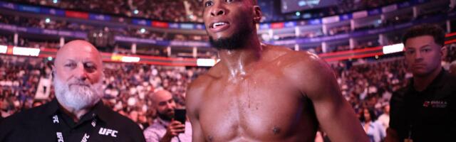 "Nije me Britanija angažovala da idem i da se borim!" MVP objasnio zašto se u Londonu neće pojaviti sa britanskom zastavom