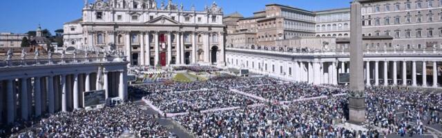 Uskršnja misa: Papa Lav XIV pozvao na nadu protiv „nasilja rata koji ubija i razara“