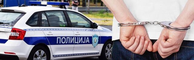 Policija upala u kuću i zaplenila oružje i ogromnu količinu municije: Drama u Rači (FOTO)