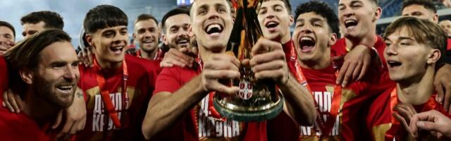 Dominacija Crvene zvezde u srpskom fudbalu postala je svakodnevnica - crveno-beli ne mogu bez trofeja