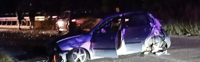 Automobil smrskan, točkovi pootpadali: Teška nesreća kod Nove Varoši, prizor nakon sudara je jeziv (FOTO)