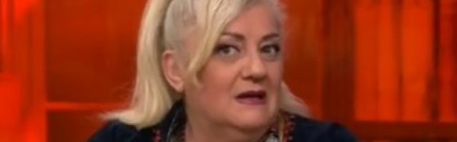 NOVI DŽIPIĆ, ZA NOVU GODINU! Vesna Rivas se pohvalila BESNOM MAŠINOM - skupoceni POKLON za praznike/FOTO