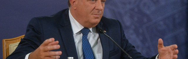 DODIK: Zamoliću Vučića da deo vakcina dodeli Republici Srpskoj