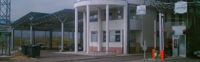 SRBIJA ŠALJE DONACIJU MAKEDONIJI: Vučić će sutra uručiti Zaevu kontigent vakcina protiv korone