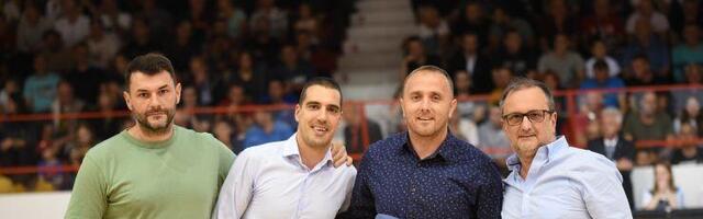 Prigodni pokloni za osvajače srebrne medalje u Manili