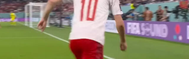 Potresne scene: Kristijan Eriksen ponovo kolabirao na terenu, poznato u kakvom je stanju (VIDEO)