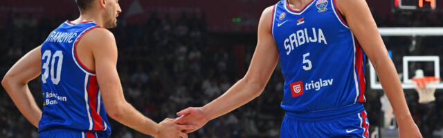 Srbijo, brzo na Sportinjo! Urnebesna prepiska Jovića i Avramovića (FOTO)